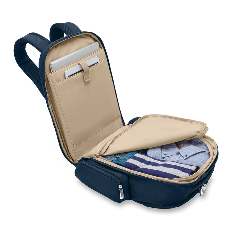 Briggs & Riley Baseline Traveler Backpack - Navy