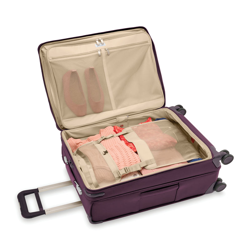 Briggs & Riley Baseline Medium Expandable Spinner - Plum