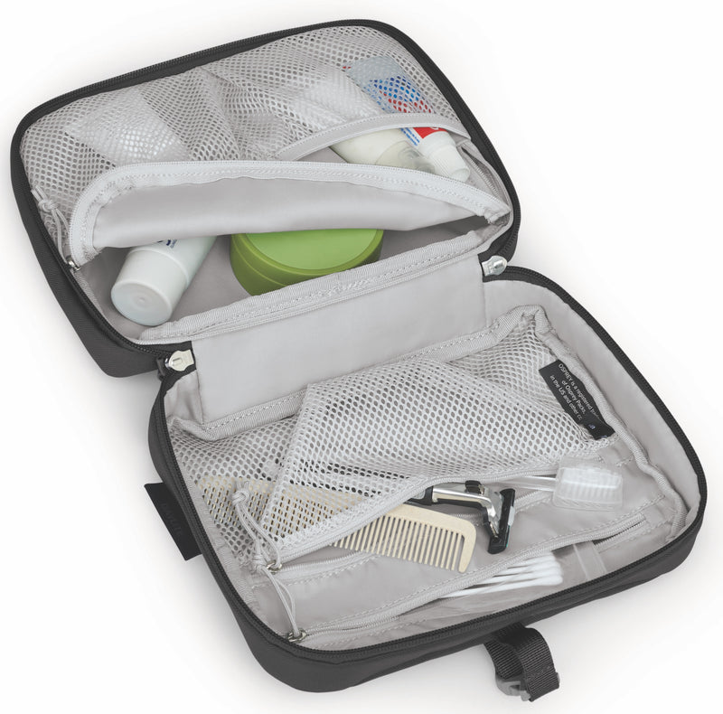 Daylite® Hanging Toiletry Kit