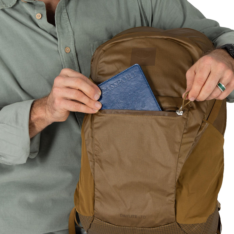 Daylite™ Plus Daypack Limited Edition Histosol Brown
