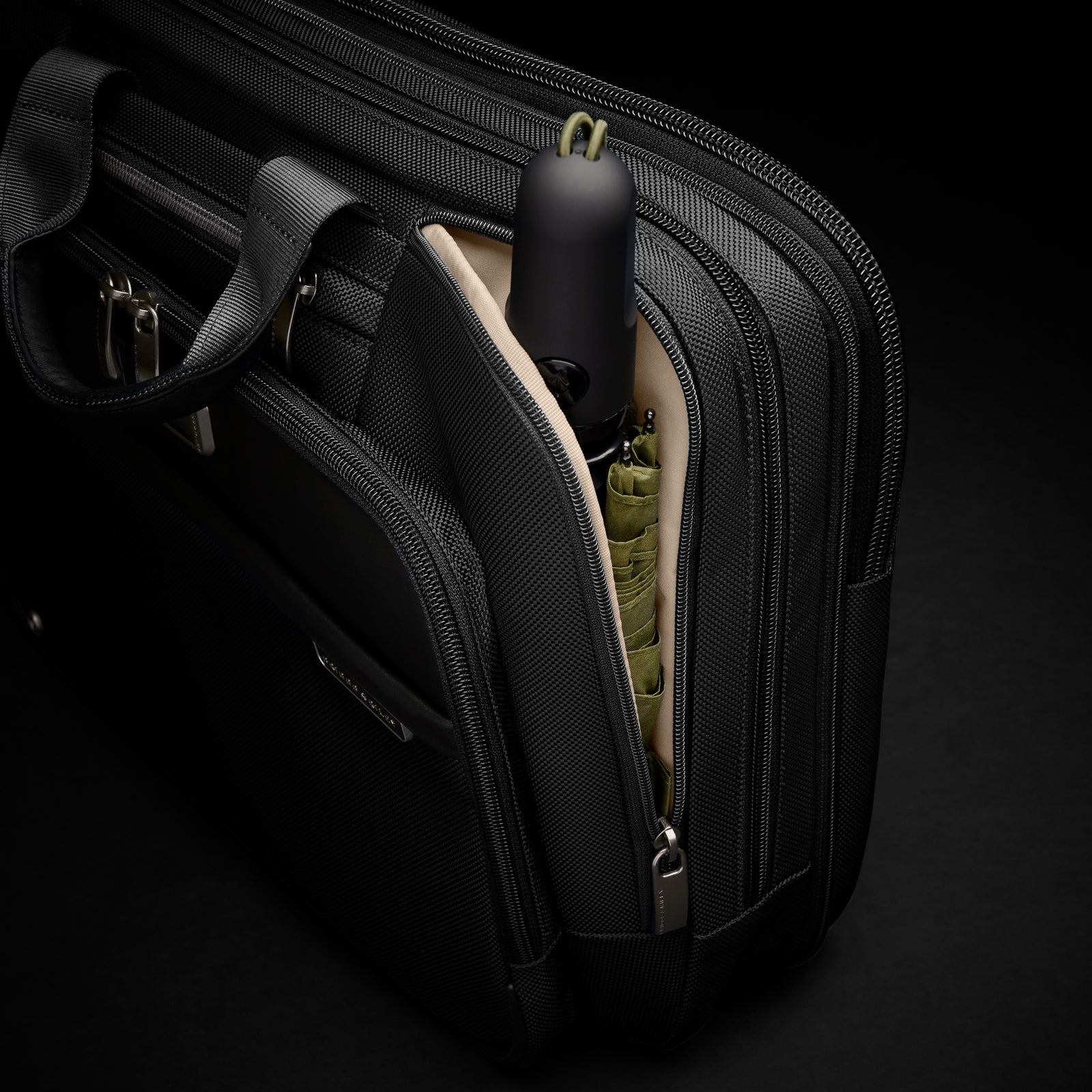 Briggs & Riley @work Large Expandable Brief - Black – TripQuipment