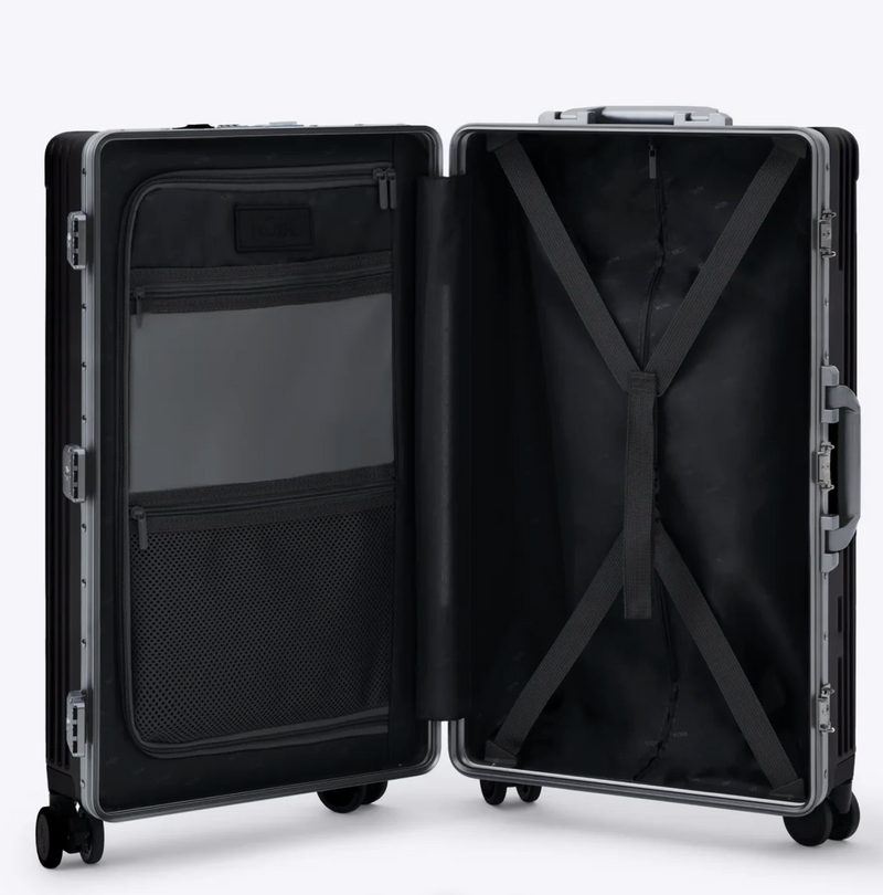 Nobl Check-In: All-In-One 28" - Jet Black