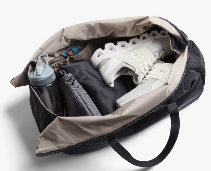 Bellroy Lite Duffel - Black – TripQuipment