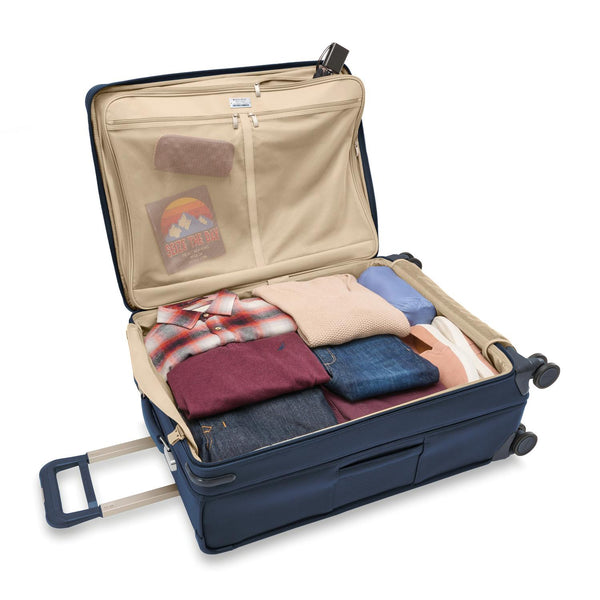 Briggs & Riley Baseline Large Expandable Spinner - Navy